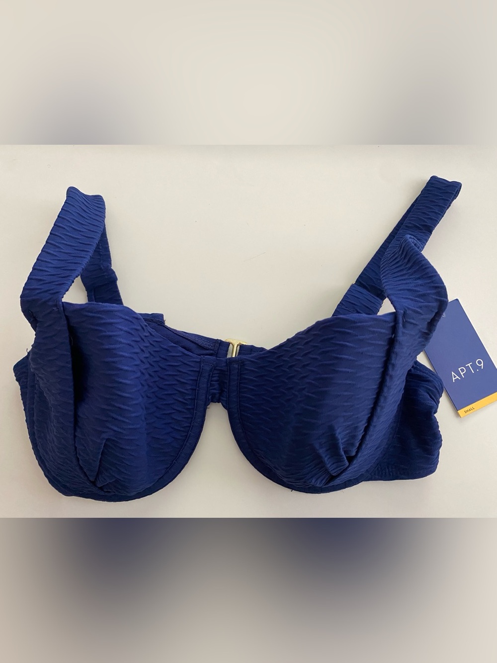 Kohl's blue bikini top with textured chevron pattern, size small #swimwear
